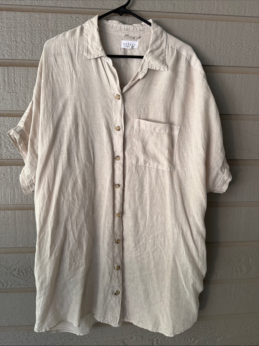 Velvet Cream Linen Short-Sleeve Button-Down Shirt